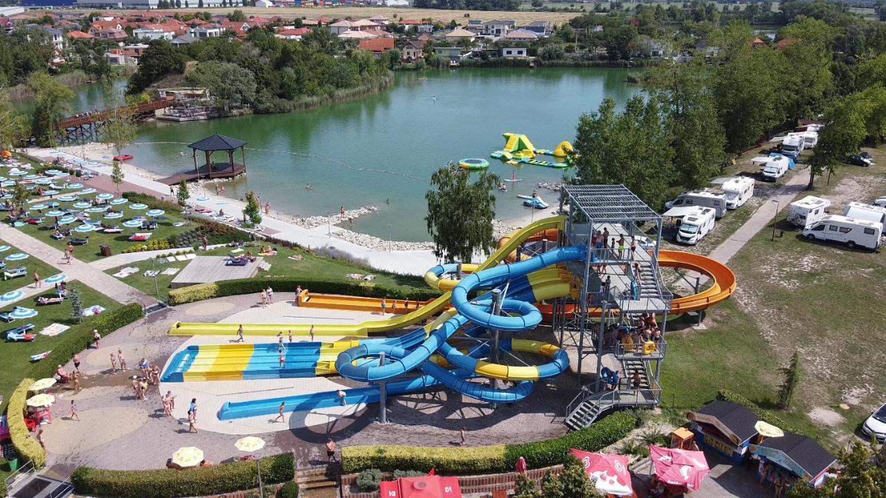 Rivapark Apartment Dunajska Streda Ngoại thất bức ảnh