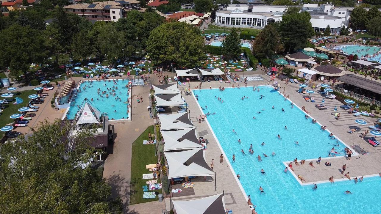 Rivapark Apartment Dunajska Streda Ngoại thất bức ảnh